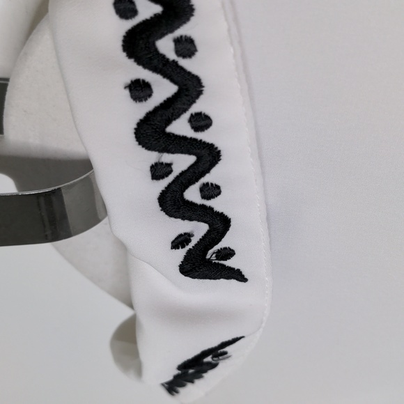 Vintage 80s 90s black & white button up blouse w embroidery detail sz 10 - Picture 5 of 6